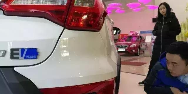 今天起，你在路上遇到這樣的車牌，千萬(wàn)別驚訝！