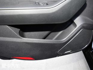 中國品牌轎車誰更強(qiáng) 紅旗H5競品對比