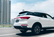 眾泰T500與東風580，哪款車更技高一籌？