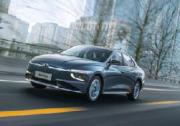 喜獲新標家庭第一輛車優(yōu)質之選：名圖純電動/秦Pro EV