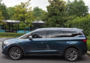 嘉際白金款用車分享：當出行變為一種享受